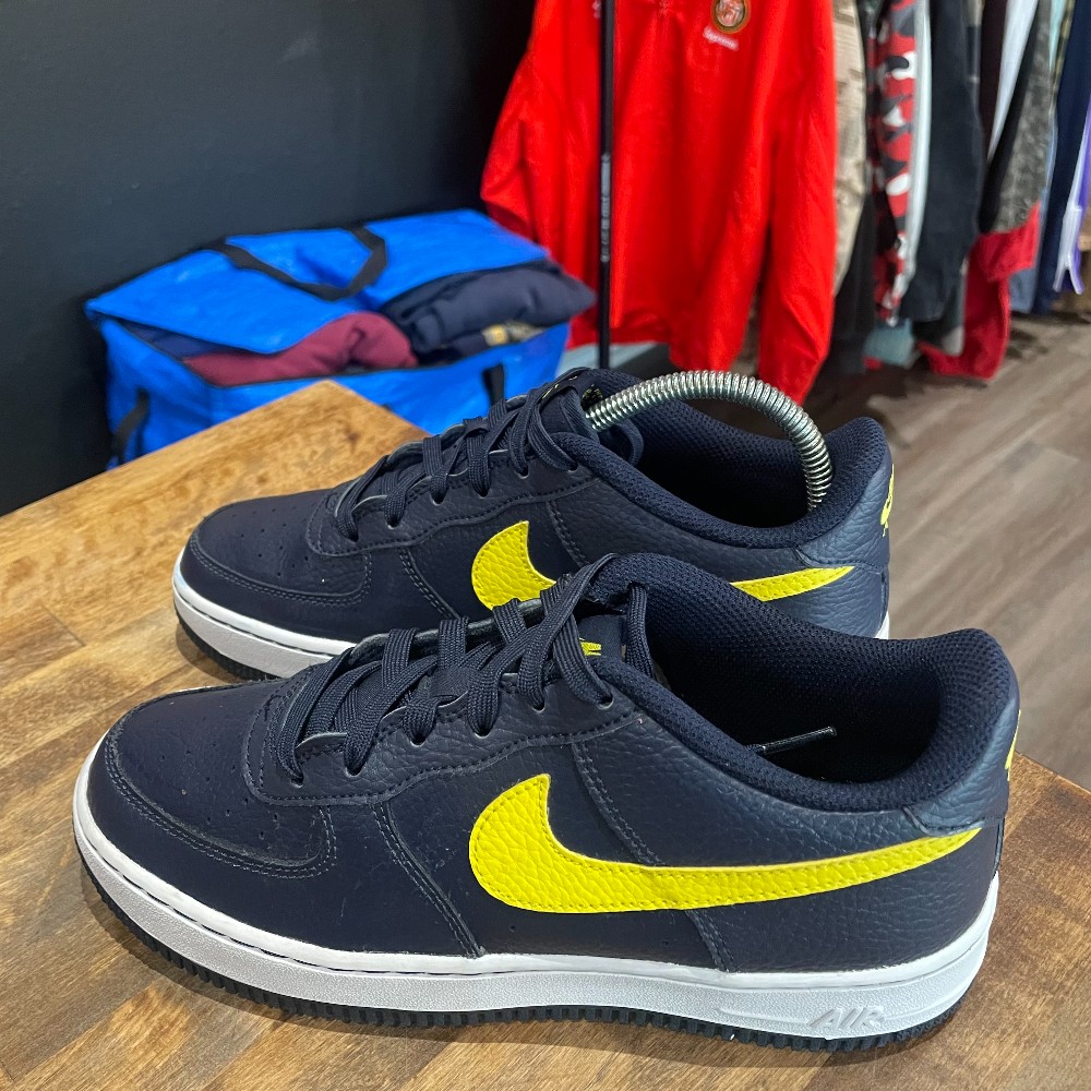 Nike Air Force 1 Michigan (NO BOX) - Size 6Y