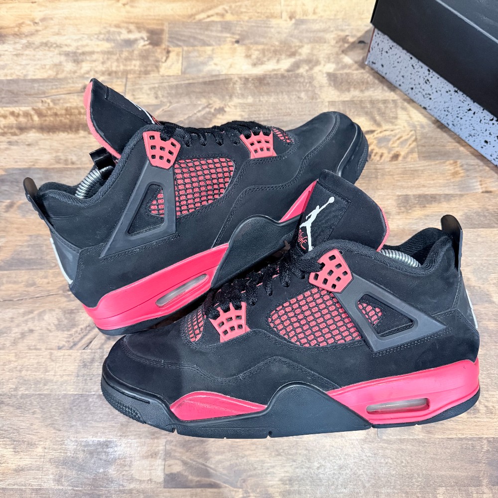 Jordan 4 Red Thunder - Size 9