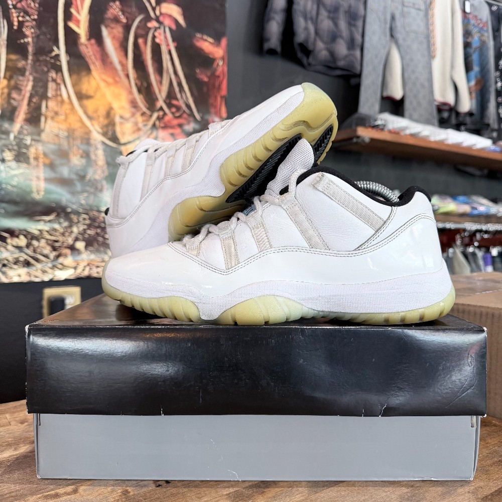Jordan 11 Retro Low Legend Blue - Size 10.5