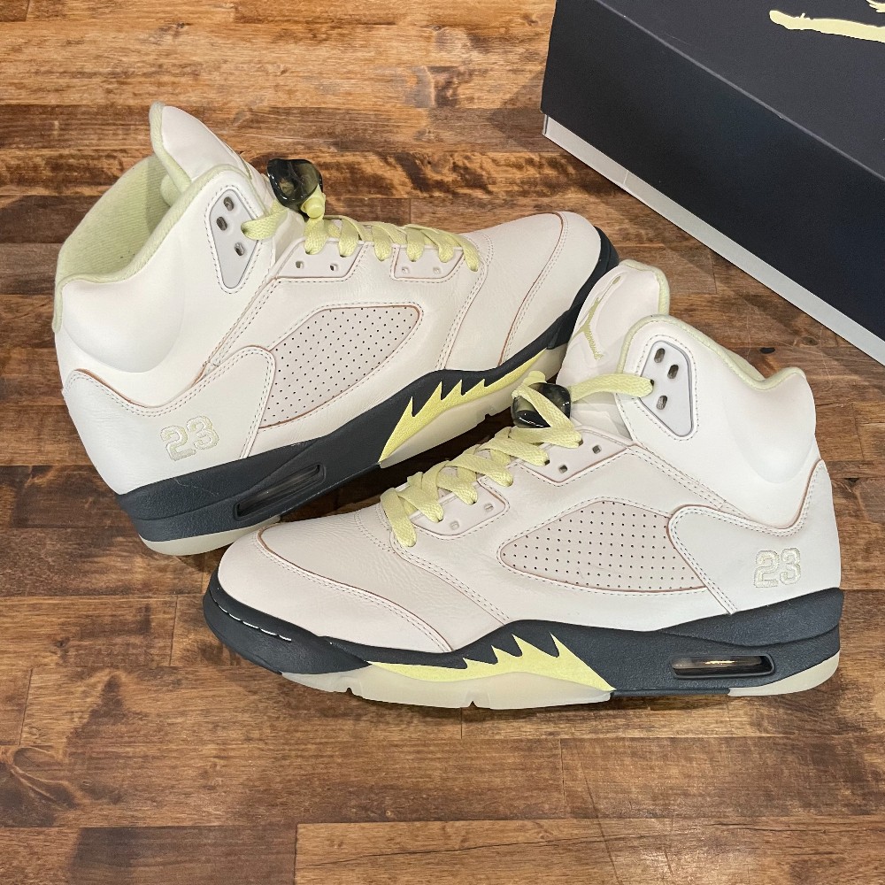 Jordan 5 Retro Luminous Green - Size 11.5W