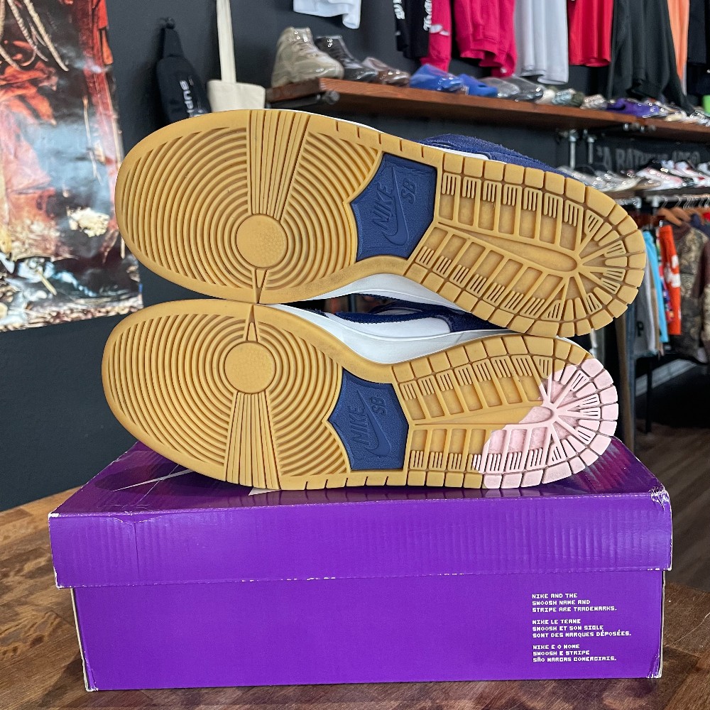 Nike SB Dunk Low Dodgers - Size 9