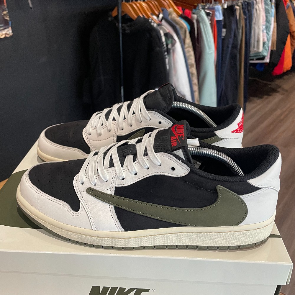Travis Scott x Jordan 1 Retro Low OG (W) Olive - Size 12.5W
