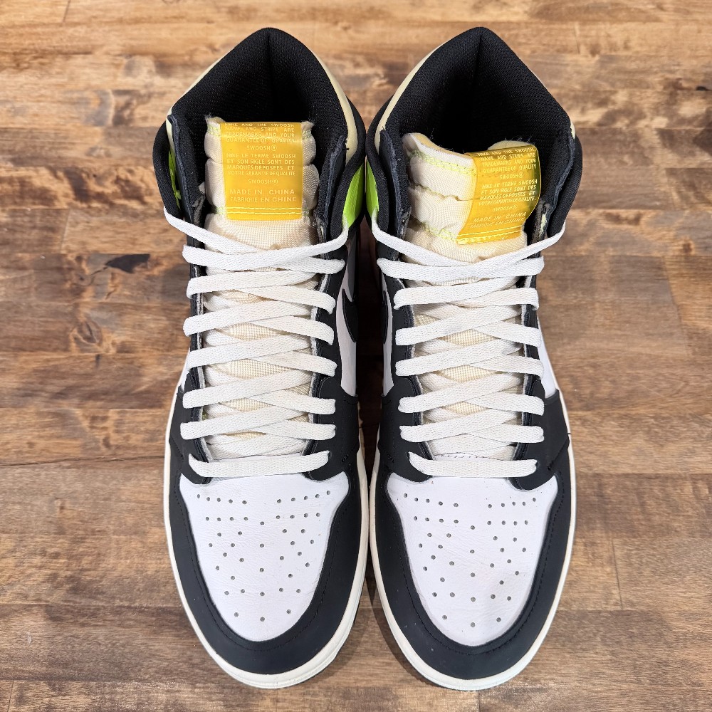 Jordan 1 Retro High Volt - Size 11.5