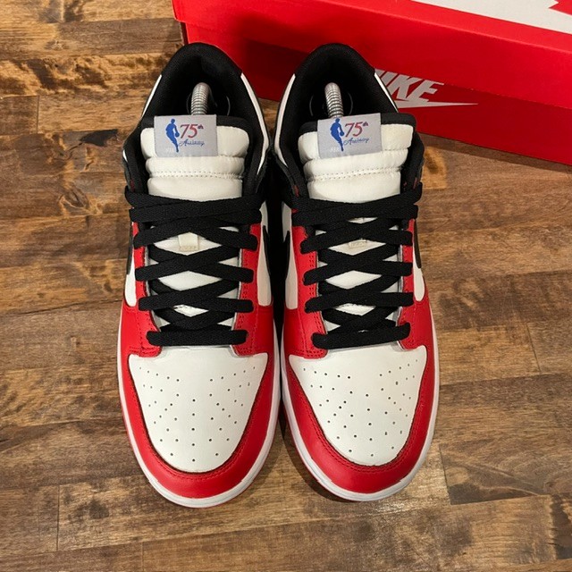 Dunk Low EMB Chicago - Size 9