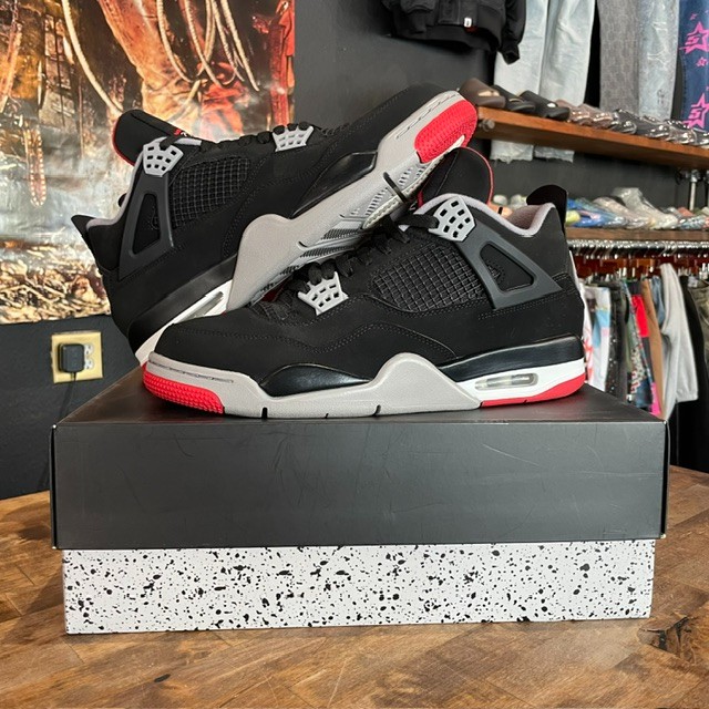 Jordan 4 Retro Bred 2019 - Size 11.5