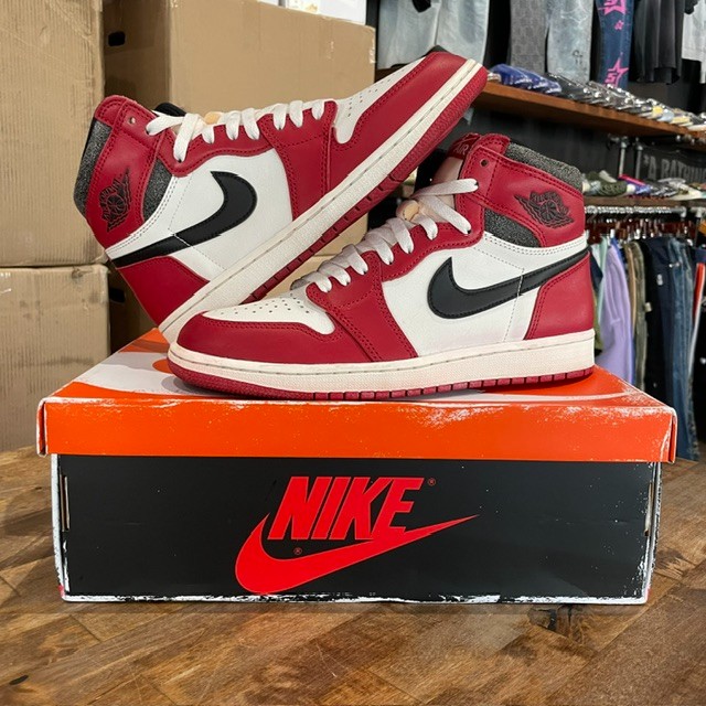 Jordan 1 Lost & Found Chicago - Size 9