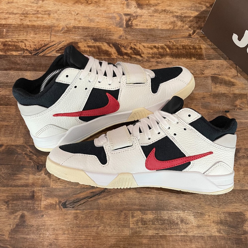 Travis Scott Jumpman Jack University Red - Size 9