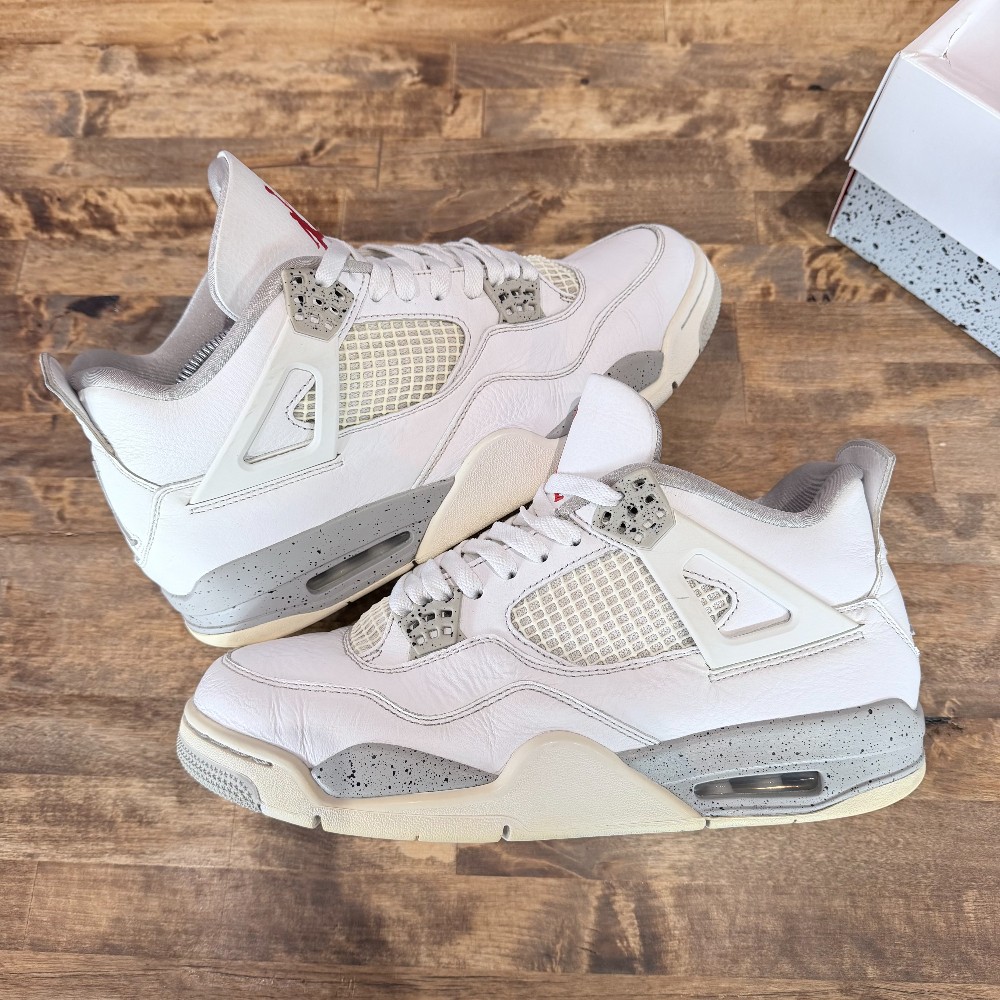 Jordan 4 Retro White Oreo - Size 10.5