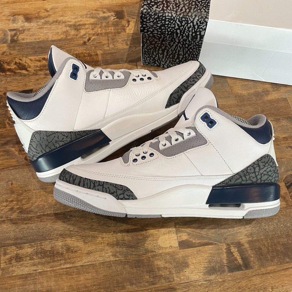 Jordan 3 Retro Midnight Navy - Size 8.5