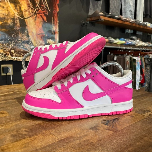 Nike Dunk Low Laser Fuchsia (NO BOX) - Size 6Y