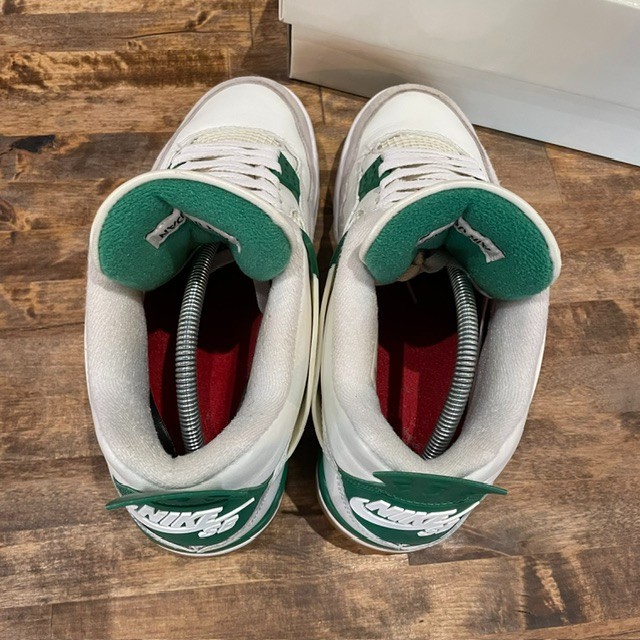 Jordan 4 SB Pine Green - Size 10