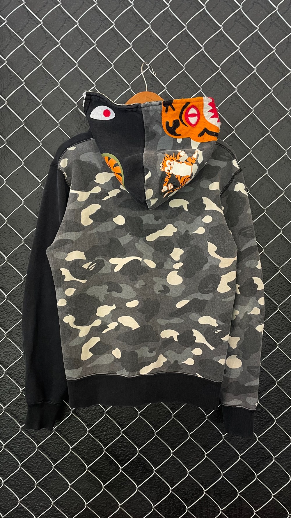 Bape City Camo Tiger Shark Fullzip Hoodie - L