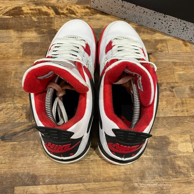 Jordan 4 Fire Red 2020 - Size 9.5