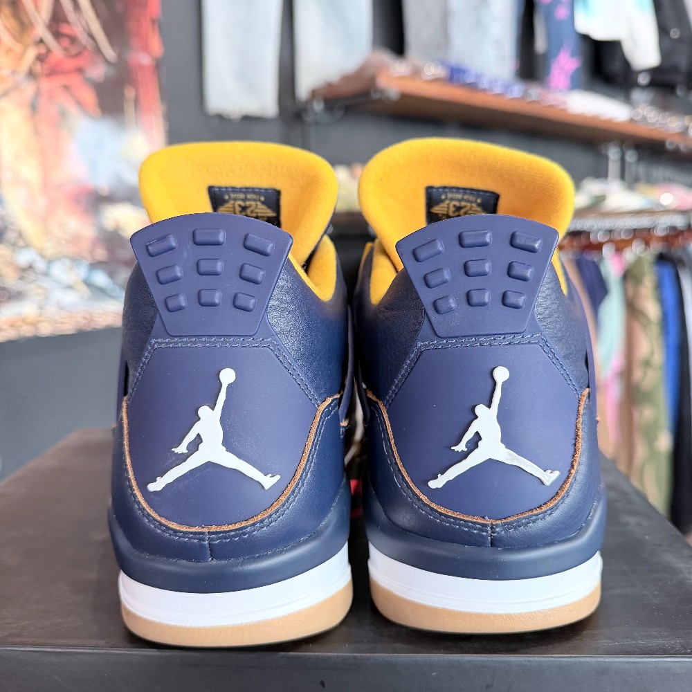 Jordan 4 Retro Dunk From Above - Size 10.5