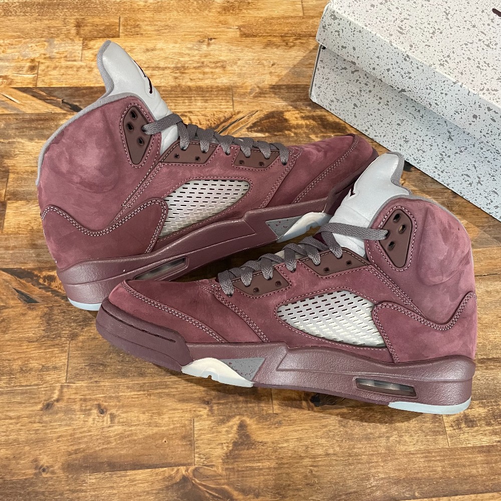 Jordan 5 Retro Burgundy - Size 10.5