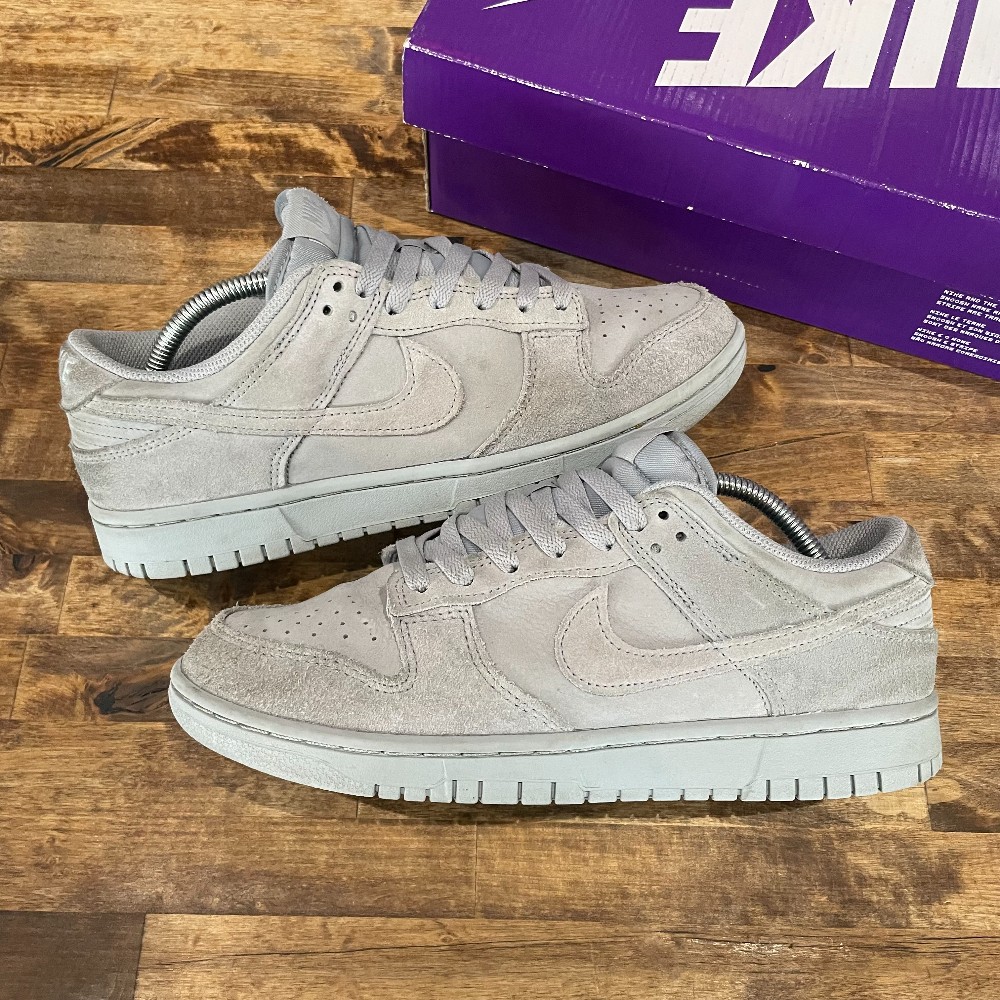 Dunk Low SE Wolf Grey (Replacement Box) - Size 9.5