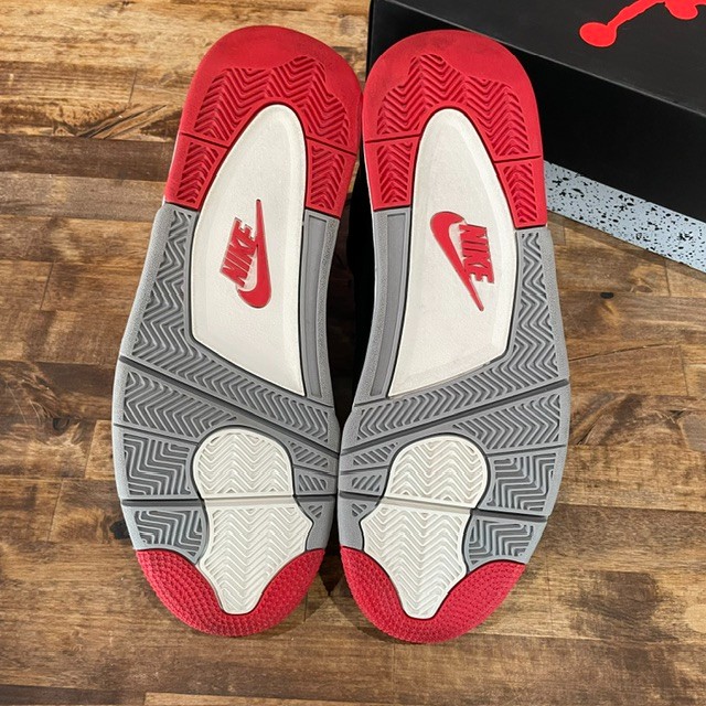 Jordan 4 Retro Bred 2019 - Size 11.5
