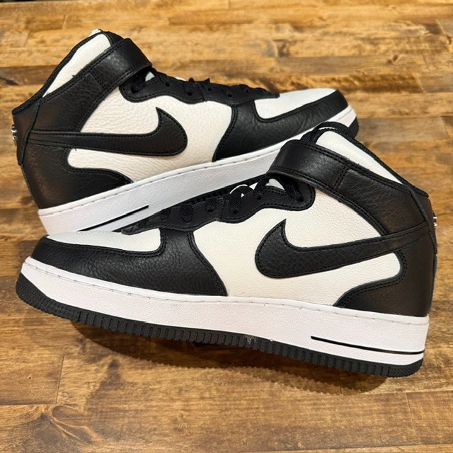Air Force 1 Mid Stussy Light Bone Black - Size 9