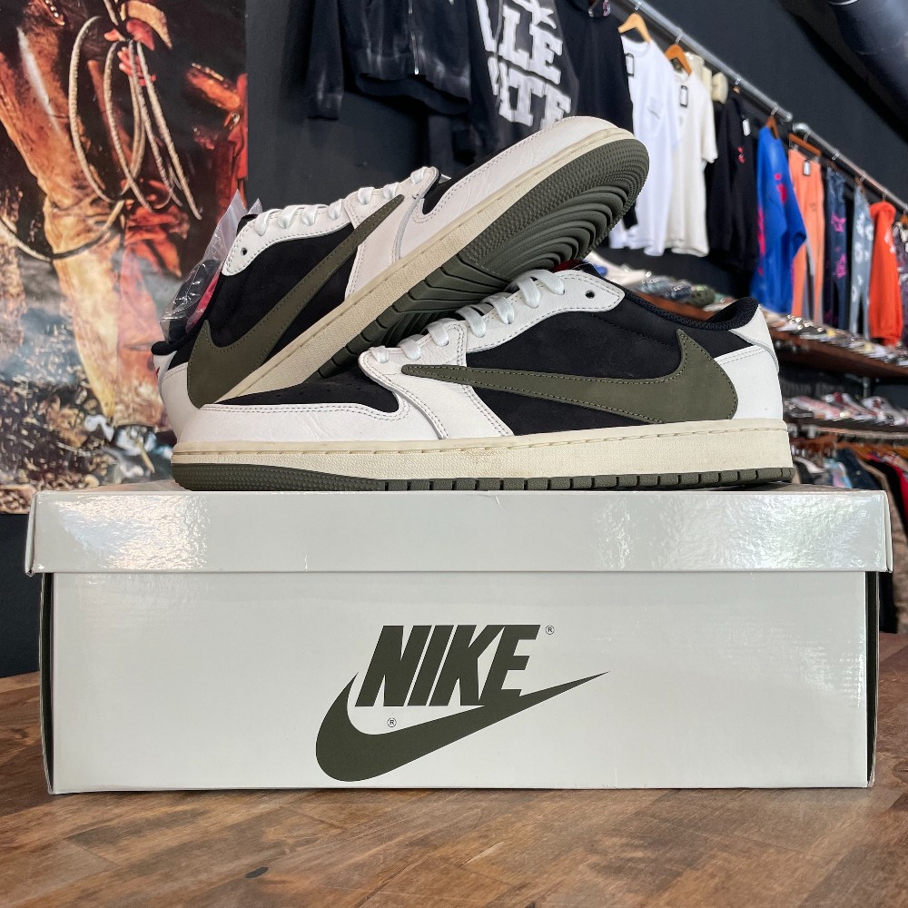 Travis Scott Jordan 1 Low Olive (WMNS) - Size 13W