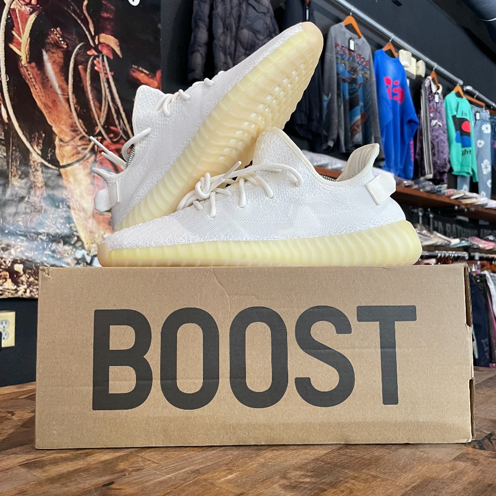 Yeezy 350 Triple White (Replacement Box) - Size 11