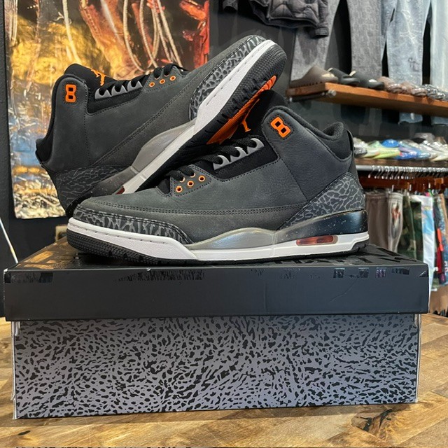 Jordan 3 Retro Fear - Size 10.5