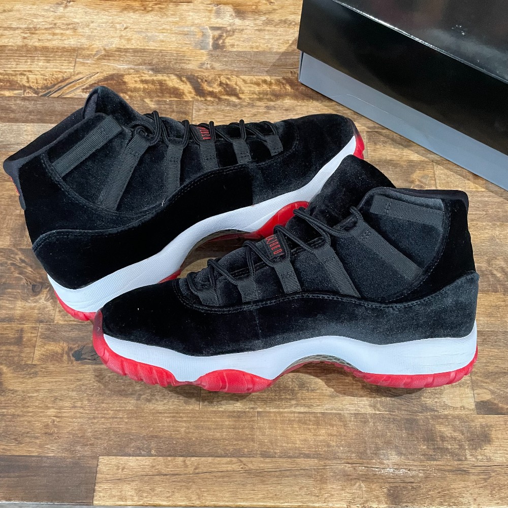 Jordan 11 Retro Bred Velvet - Size 11.5W