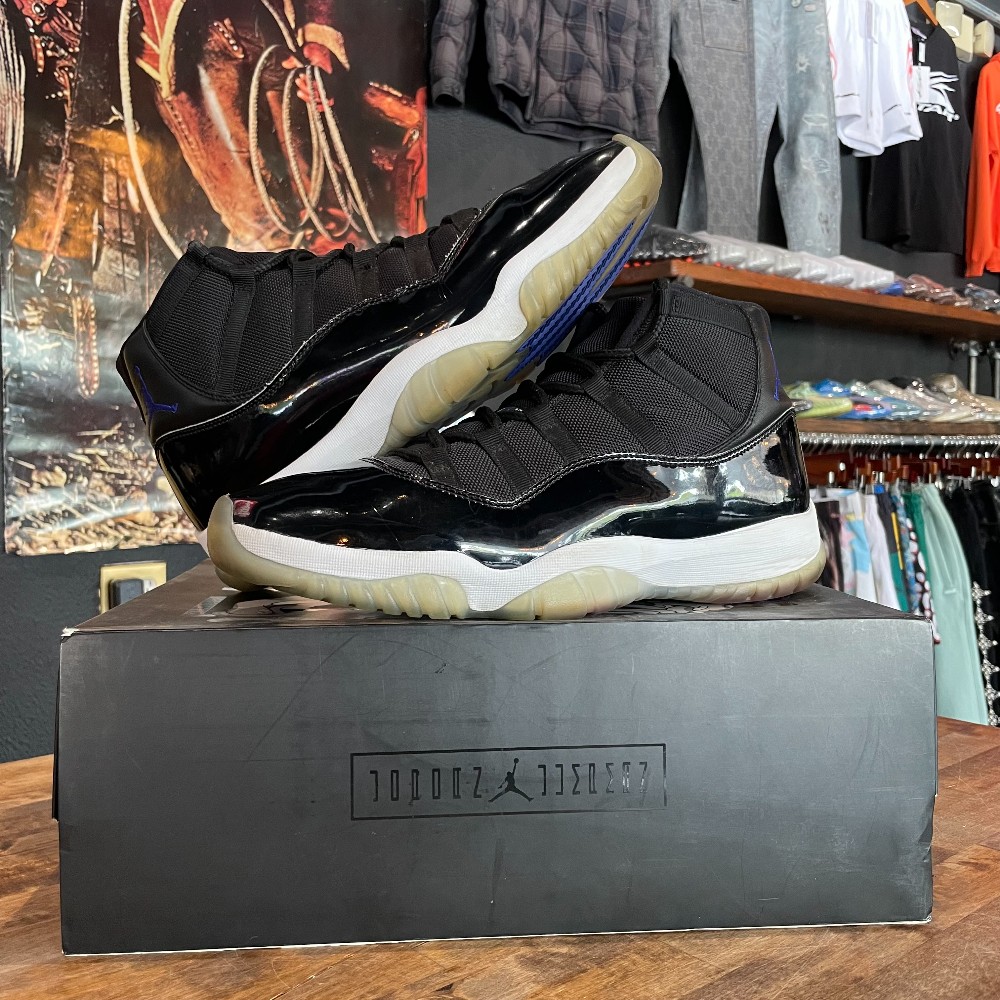 Jordan 11 Space Jam (2016) - Size 12.5