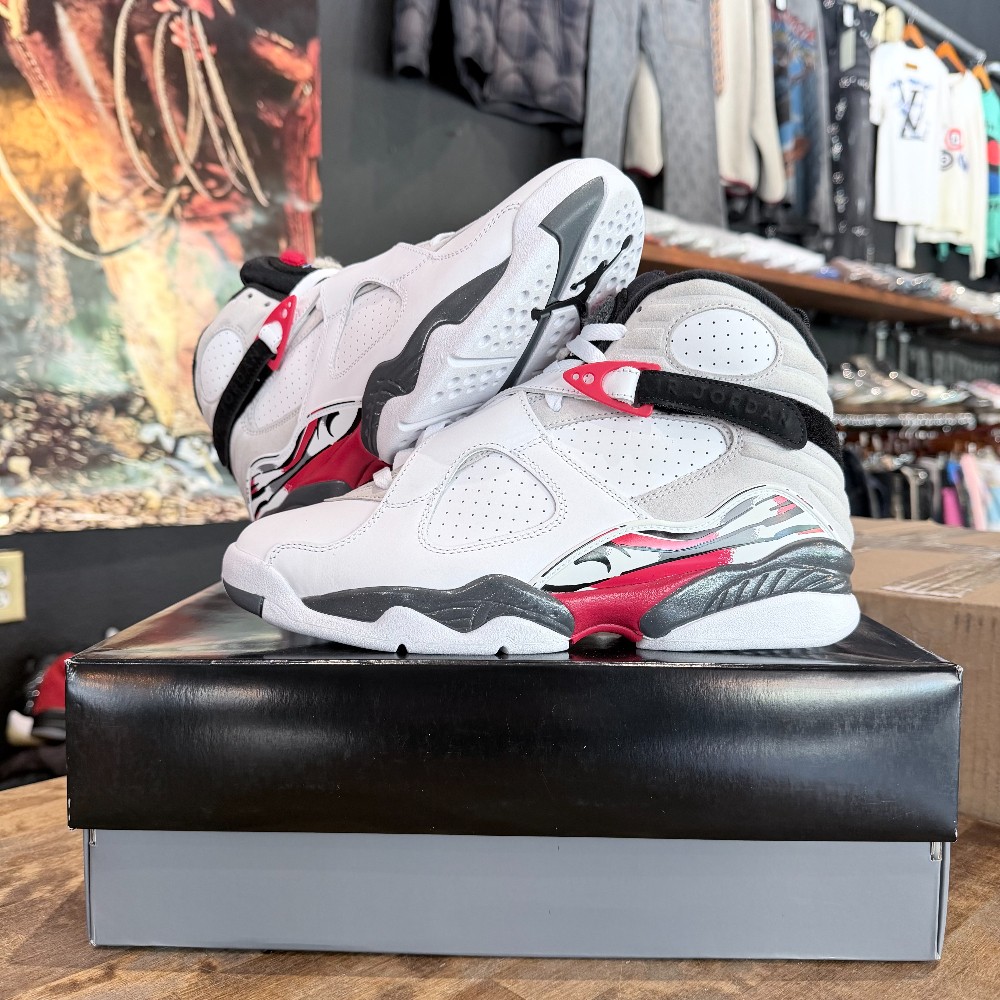 Jordan 8 Retro Bugs Bunny (2025) - Size 8.5