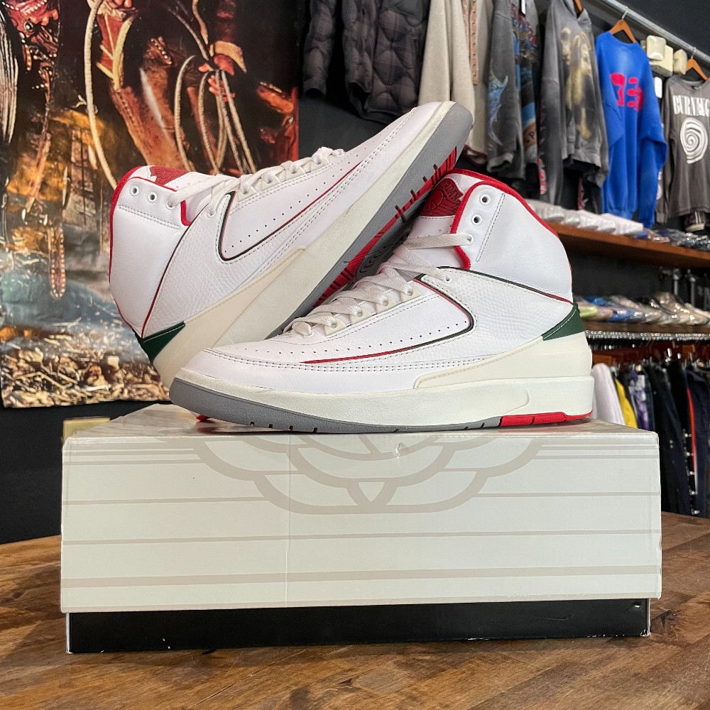 Jordan 2 Retro Origins - Size 10.5