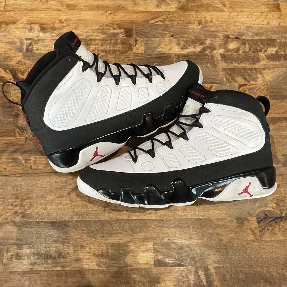 Jordan 9 Retro OG (No Box) - Size 11
