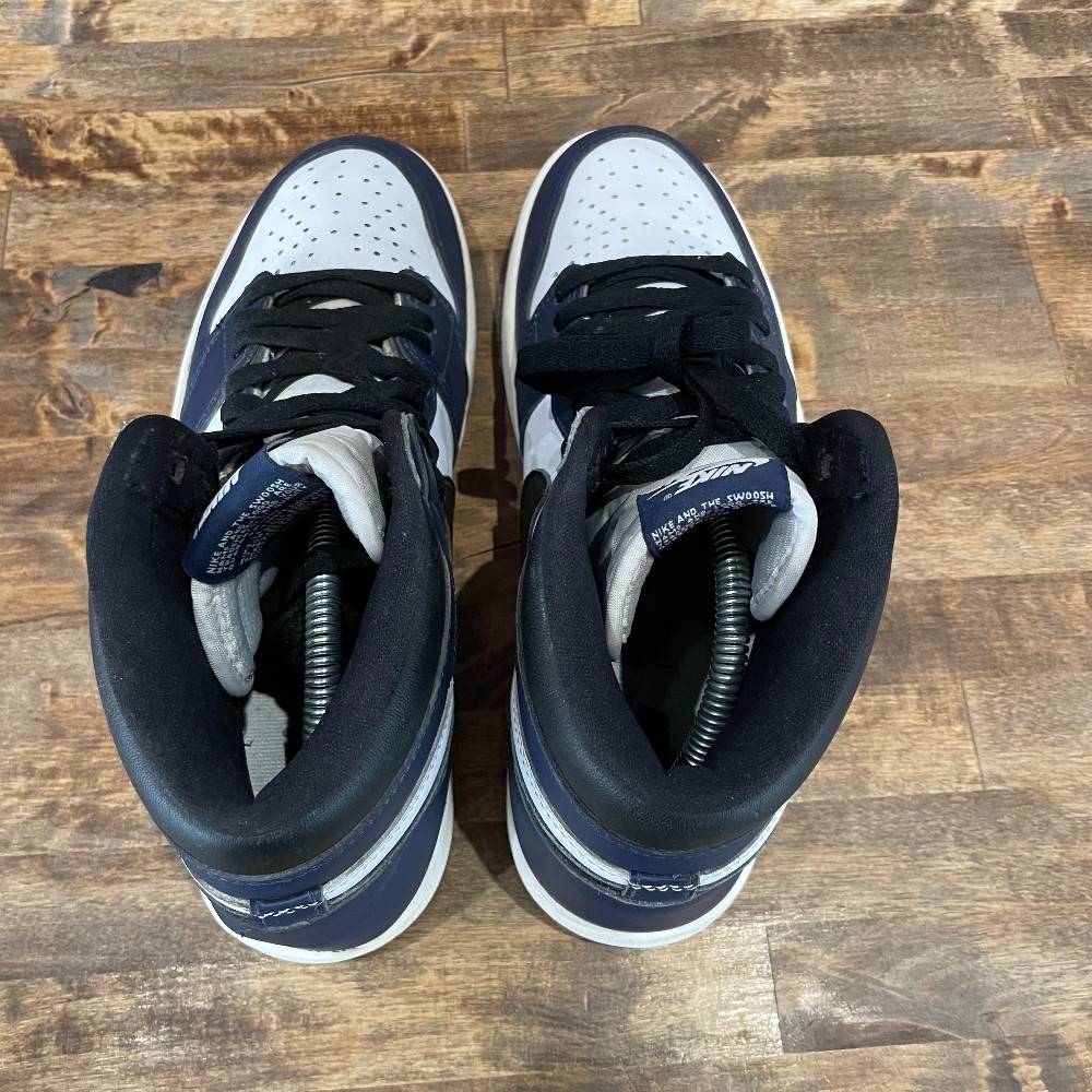 Jordan 1 Midnight Navy (NO BOX) - Size 9.5