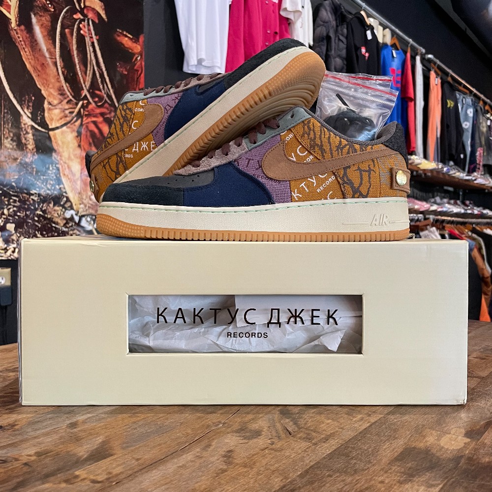 Travis Scott x Nike Air Force 1 Low Cactus Jack - Size 12