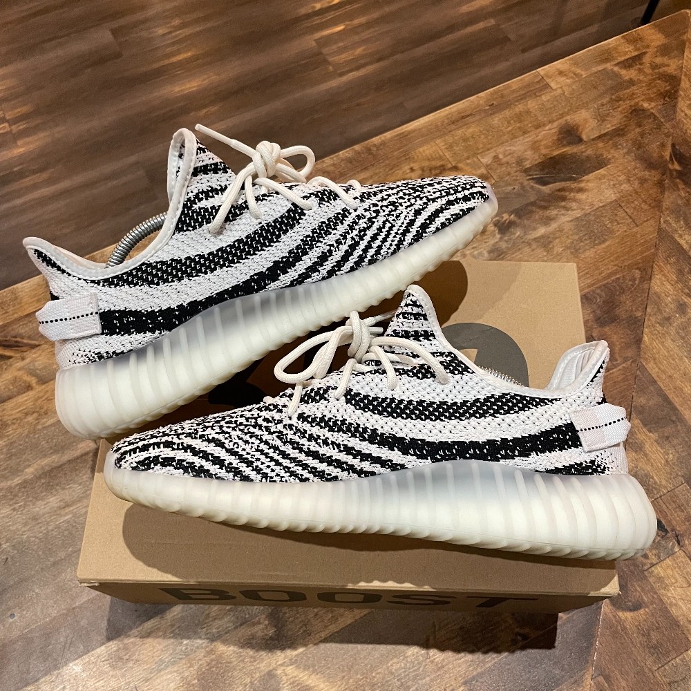 adidas Yeezy Boost 350 V2 Zebra - Size 10