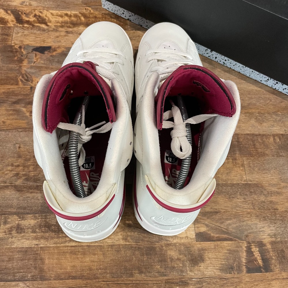 Jordan 6 Retro Maroon (2015) - Size 10.5