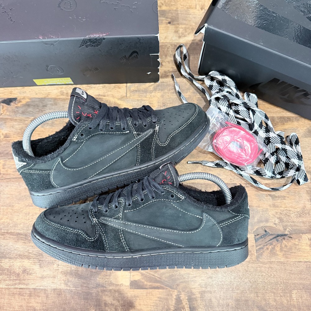 Jordan 1 Low OG Travis Scott Phantom - Size 7.5