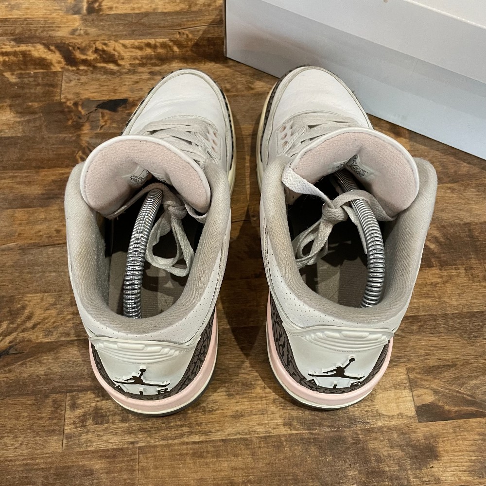 Jordan 3 Retro (W) Neapolitan - Size 8.5W