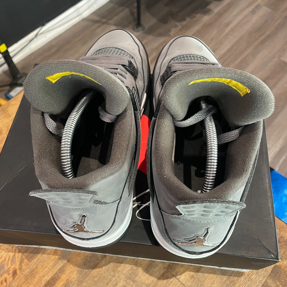 Jordan 4 Retro Cool Grey - Size 10