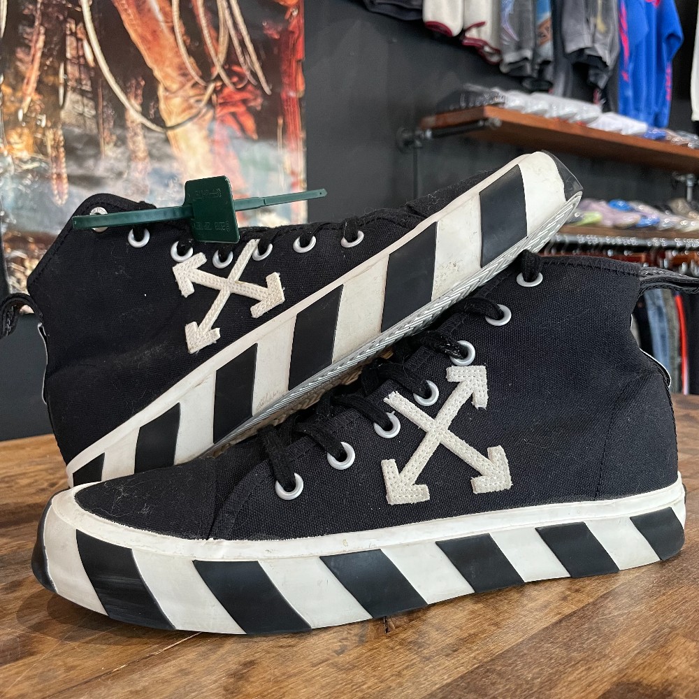 Off-White Vulcanized Black (NO BOX) - Size 43 (10)