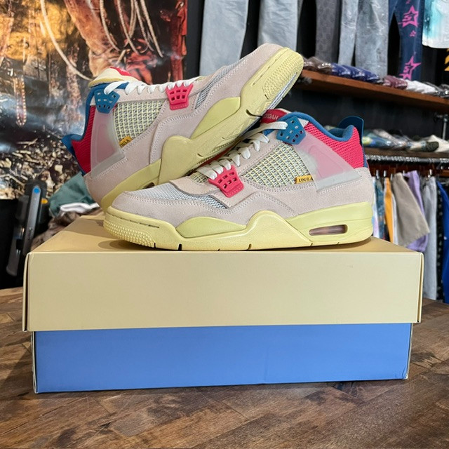 Union x Jordan 4 Retro Guava - Size 8.5