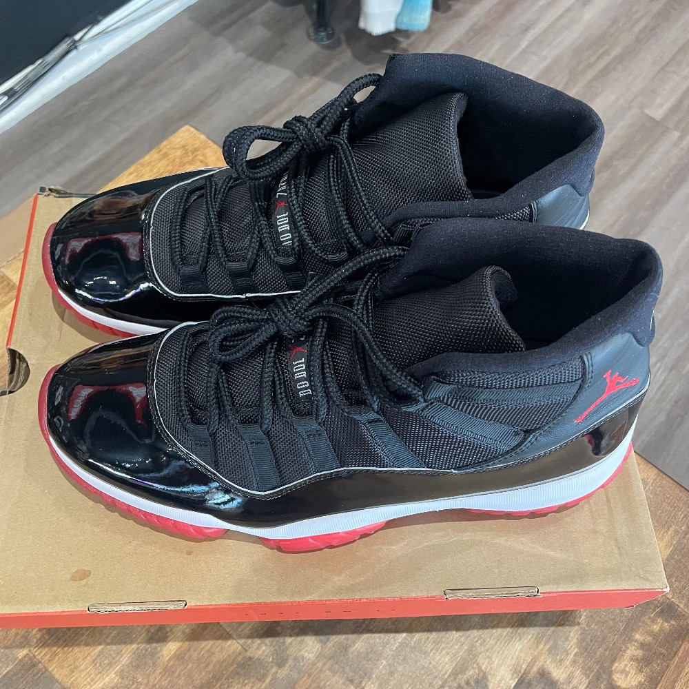 Jordan 11 Retro Bred (2019) - Size 13