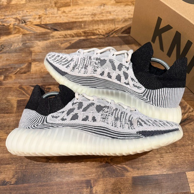 Yeezy 350 CMPCT Slate Panda - Size 9