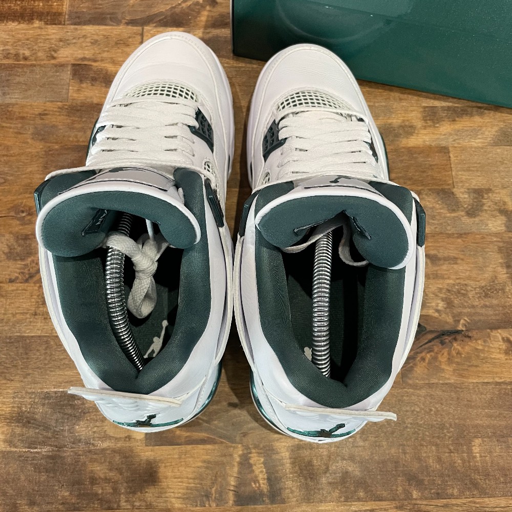 Jordan 4 Retro Oxidized Green - Size 9
