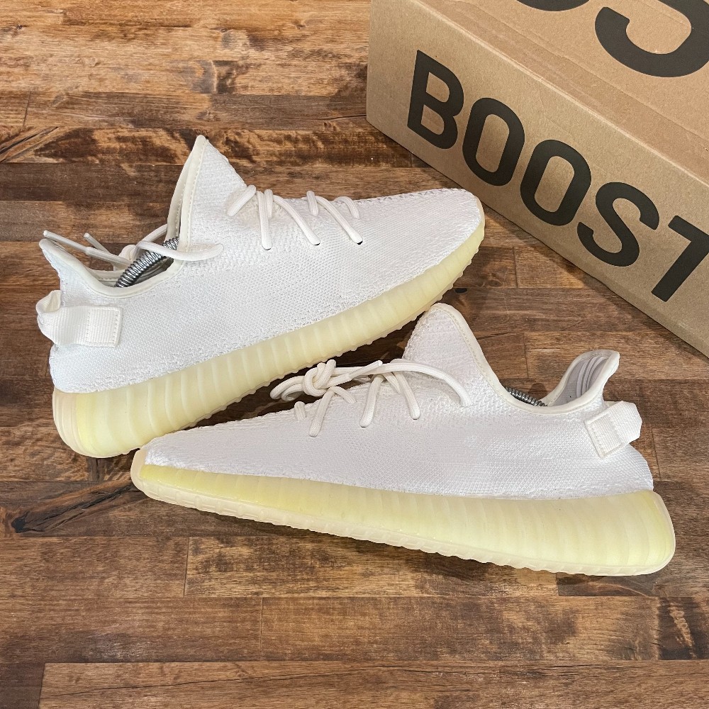Yeezy 350 Triple White (Replacement Box) - Size 11