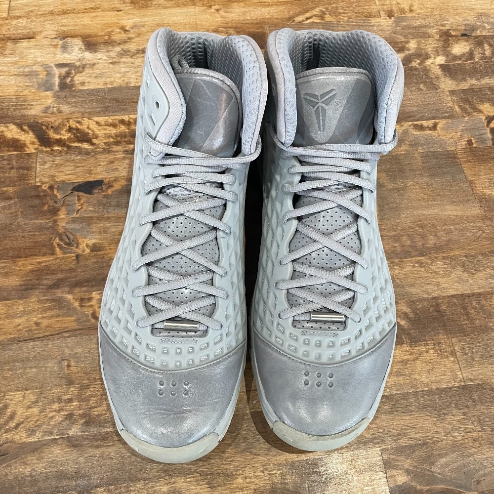 Kobe 3 Protro Fade to Black (NO BOX) - Size 11.5