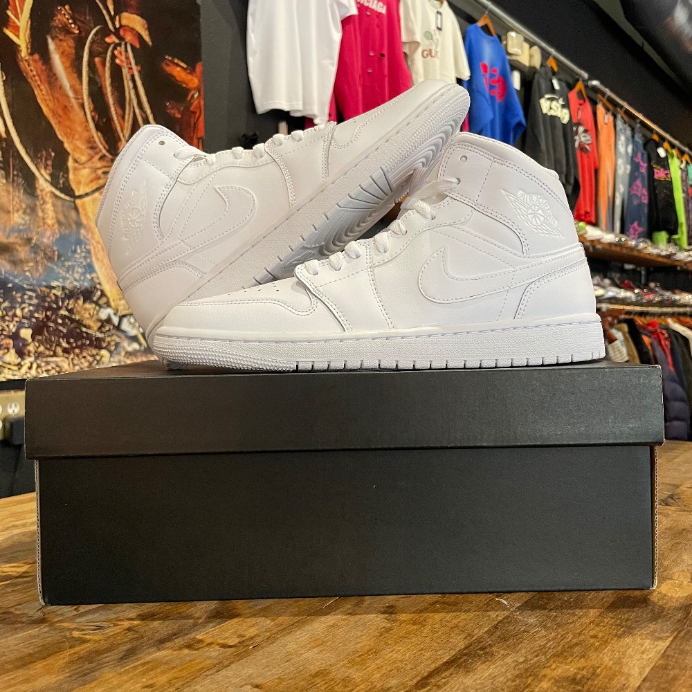 Jordan 1 Mid Triple White (Replacement Box) - Size 9