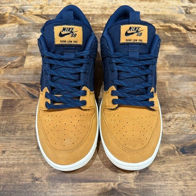 SB Dunk Low Backpack  Size 9