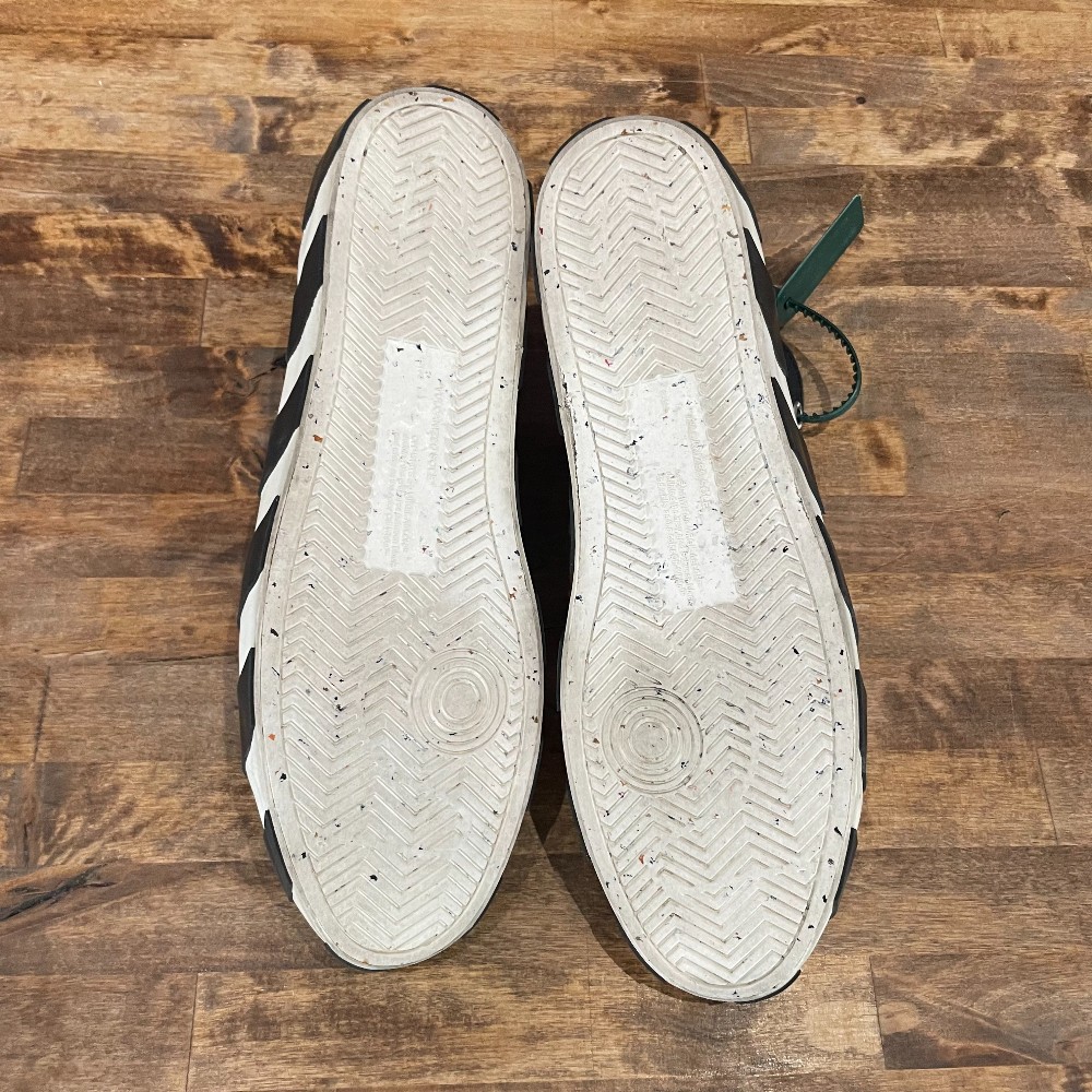 Off-White Vulcanized Black (NO BOX) - Size 43 (10)