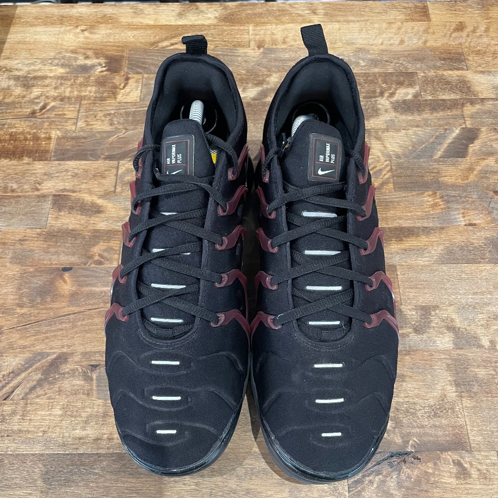Nike Vapor Max Black Noble Red (NO BOX) - Size 10.5