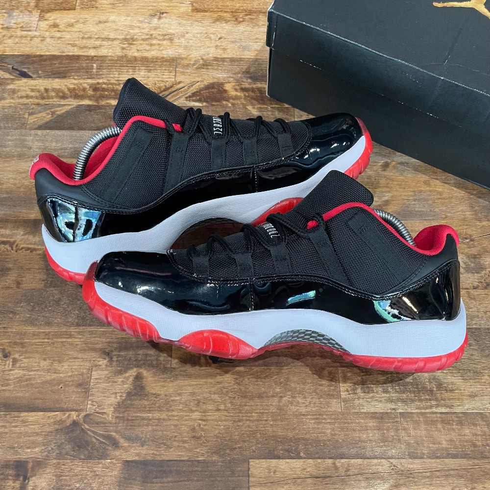 Jordan 11 Low Bred (2015) - Size 10.5