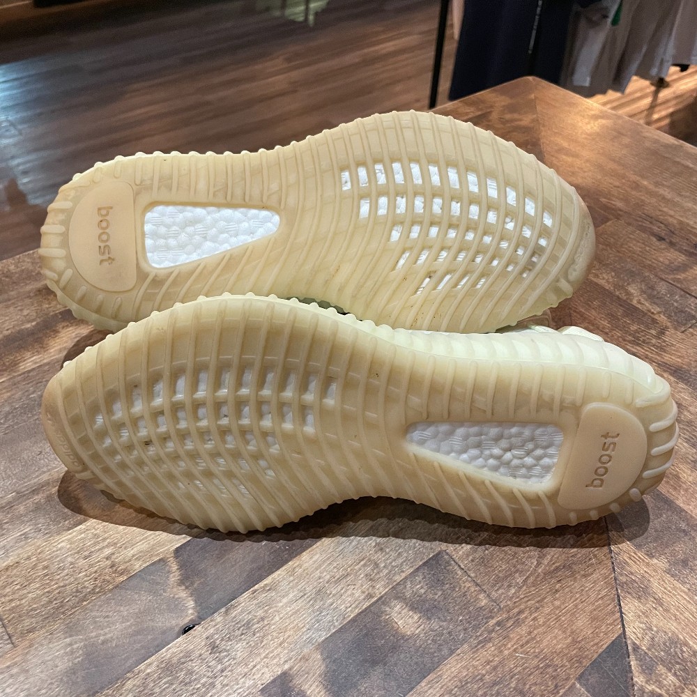 Adidas Yeezy Boost 350 V2 Butter (No Box)(No Insoles) - Size 7.5